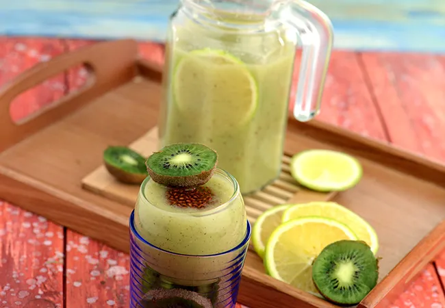  Sweet Lime and Kiwi Juice