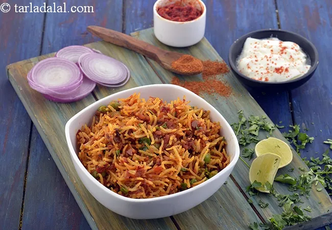 tawa pulao recipe | mumbai roadside tawa pulao | mumbai street style famous tawa pulao |