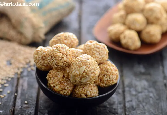  Til Laddu, Til Ke Ladoo, Til Gud Ladoo Recipe