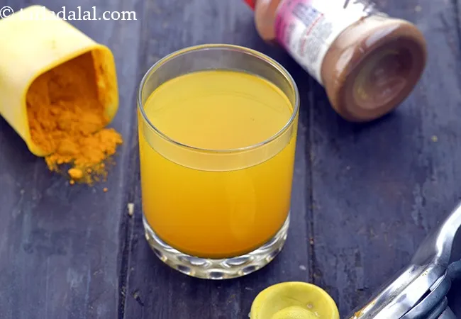 turmeric cinnamon drink | heathy Indian turmeric cinnamon water | turmeric cinnamon water for cold and cough |