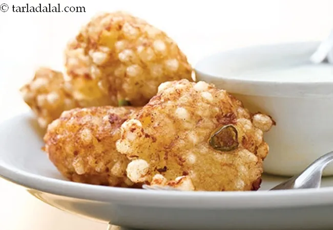 સાબુદાણા વડા, ફરાળી વાનગી | Sabudana Vada ( Faraal Recipe)