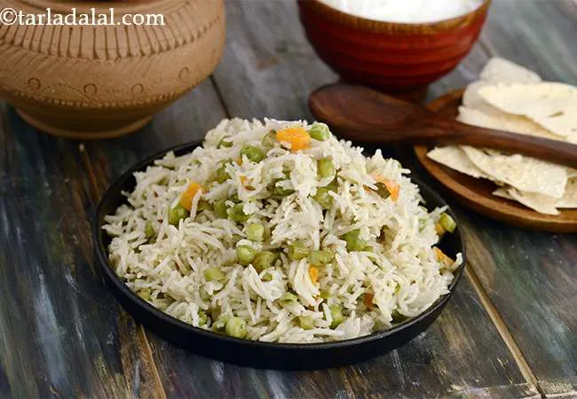 veg pulao in pressure cooker | pressure cooker veg pulao | quick vegetable pulao