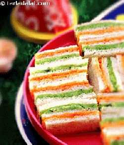 Tricolor sandwich - 50+ Ideas for India Republic Day Party, August 15th - craft, Books, recipes & national symbol craft - Tiger, lotus, mango, banyan tree, peacock crafts
