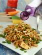 Vegetarian Pad Thai Noodles, Indian Style in Hindi