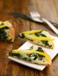 Spinach and Cottage Cheese Pizza in Hindi