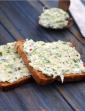 Creamy Alfalfa Sprouts and Apple On Toast in Hindi