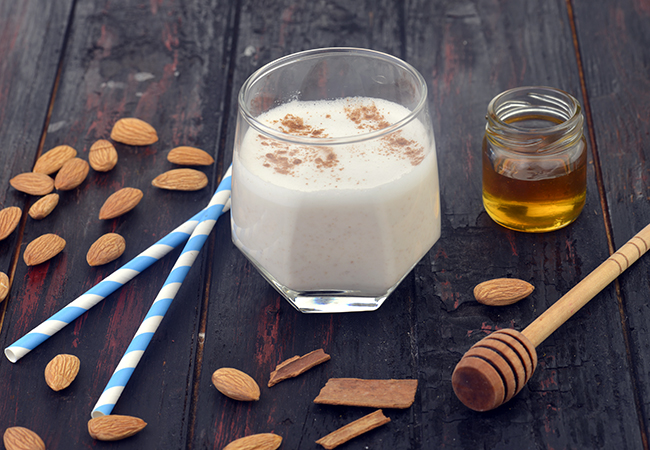  Almond Honey Cinnamon Milk, Healthy Vegan Breakfast Recipe