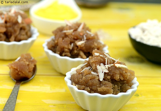 आटा का शीरा - Atta ka Sheera ( Gujarati Recipe)