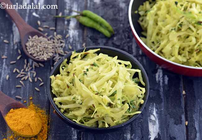  कच्चा पपीता और गोभी स्टर फ्राय | - Raw Papaya and Cabbage Stir-fry 