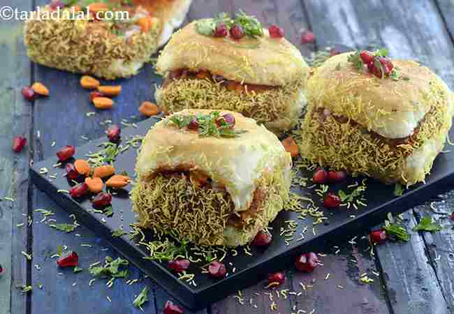 Dabeli with Homemade Dabeli Masala