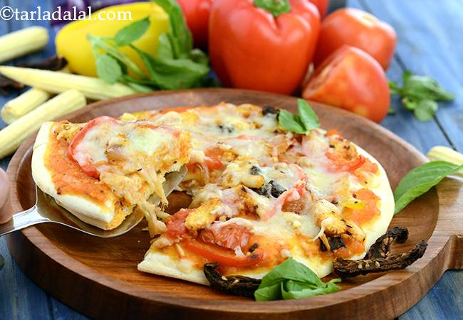 Double Layered Cheese Veggie Crunch Pizza