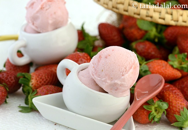 फ्रेश स्ट्रॉबेरी आईस-क्रीम