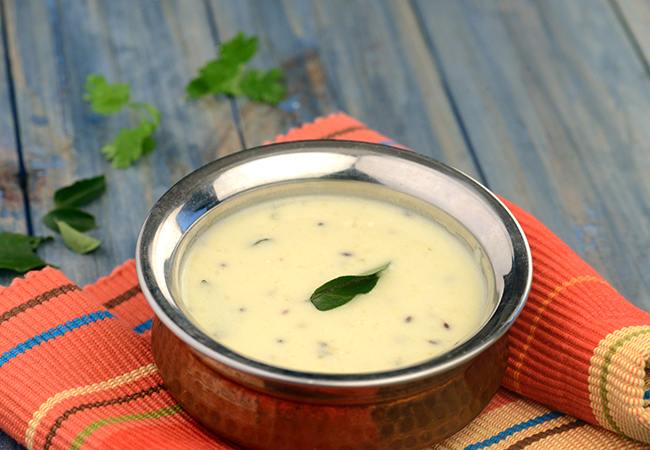  गुजराती कढ़ी की रेसिपी - Gujarati Kadhi 