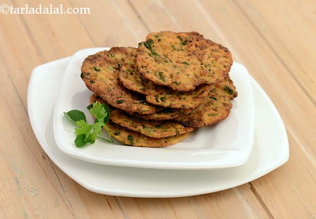 हरीयाली सोया पुरी - Hariyali Soya Puris