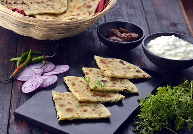 Hyderabadi Paneer Potato Kulcha