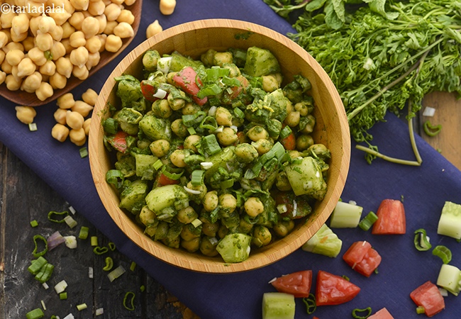 काबुली चना का सलाद रेसिपी | हाई प्रोटीन चना सलाद | वजन घटाने के लिए स्वस्थ चना सलाद | पुदीना ड्रेसिंग के साथ काबुली चना सलाद | Indian Chickpea Salad for Weight Loss