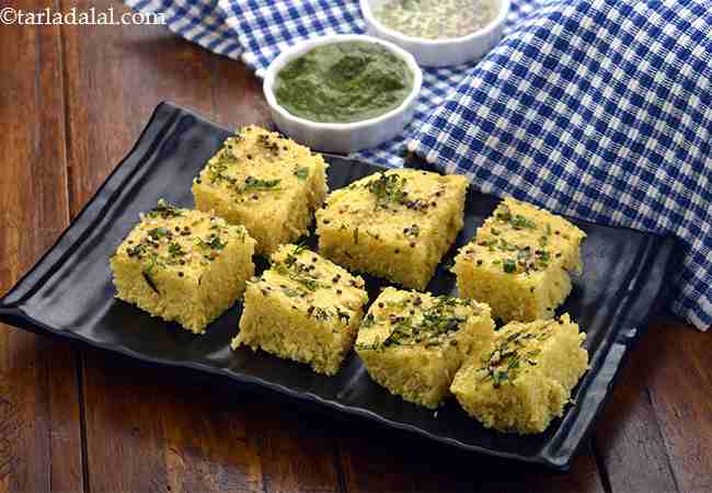  खमन ढोकला रेसिपी | गुजराती खमन ढोकला | स्टीम्ड, मुलायम खमन ढोकला | - Khaman Dhokla, Soft Gujarati Khaman Dhokla 