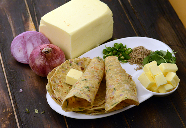  मेथी की मिस्सी रोटी - Methi ki Missi Roti, Punjabi Methi Missi Roti 