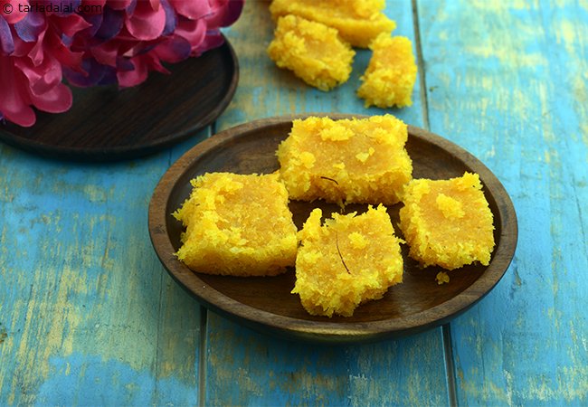  Coconut Barfi, Kesar Coconut Mawa Barfi