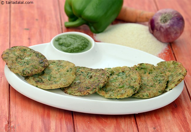  रवा वेजिटेबल पैनकेक | सूजी वेजिटेबल पैनकेक | - Mini Rava Vegetable Pancakes 