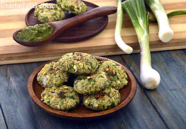 Moong Sprouts and Spring Onion Tikki