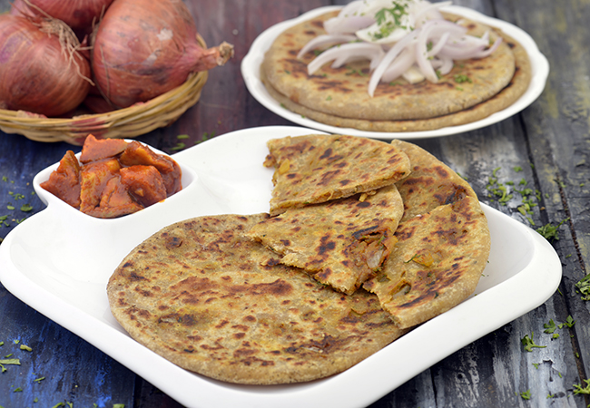  Onion Paratha Recipe, Pyaaz Ka Paratha