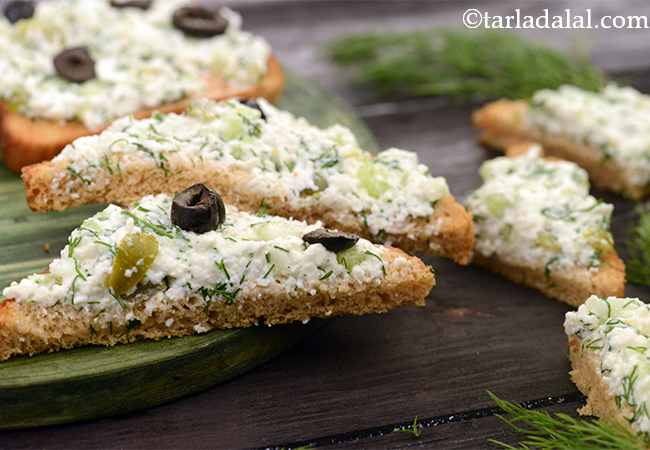 पनीर, कुकुम्बर एण्ड दिल टोस्ट - Paneer, Cucumber and Dill Toast