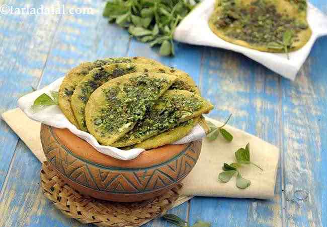  पनीर मेथी रोटी - Paneer Methi Roti 