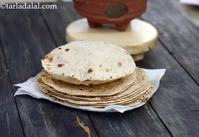 रोटी रेसिपी | चपाती रेसिपी | मुलायम रोटी | फुल्का रेसिपी | - Roti ( How To Make Soft Roti Or Phulka Or Chapati)