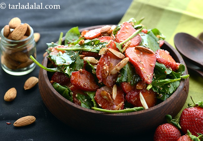 Strawberry Baby Spinach Salad