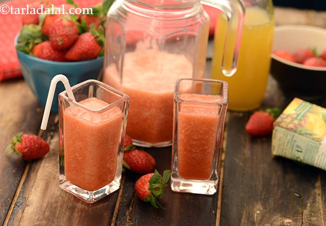 स्ट्रॉबेरी अनानास ज्यूस - Strawberry Pineapple Juice