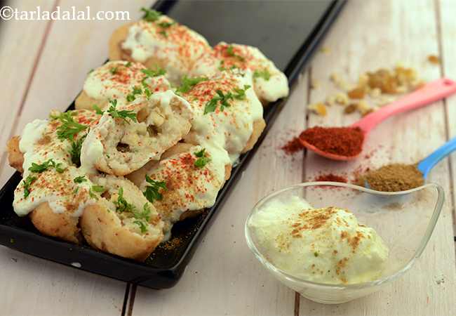 स्टफ्ड दही वड़ा - Stuffed Dahi Vada