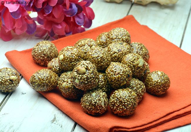 तिल गुड़ के लड्डू |तिल के लड्डू | तिलकुट | - Til Laddu, Til Ke Ladoo, Til Gud Ladoo Recipe 