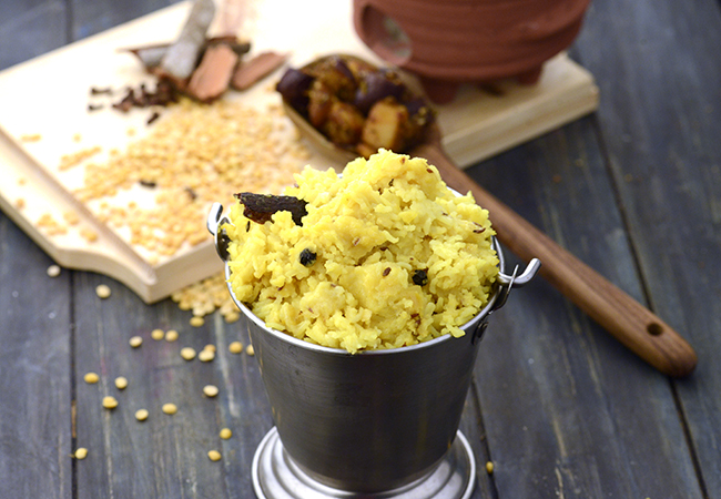 तुवर दाल नी खिचड़ी | अरहर की दाल की खिचड़ी | गुजराती दाल चावल की खिचड़ी | - Toovar Dal Ni Khichdi, Gujarati Recipe