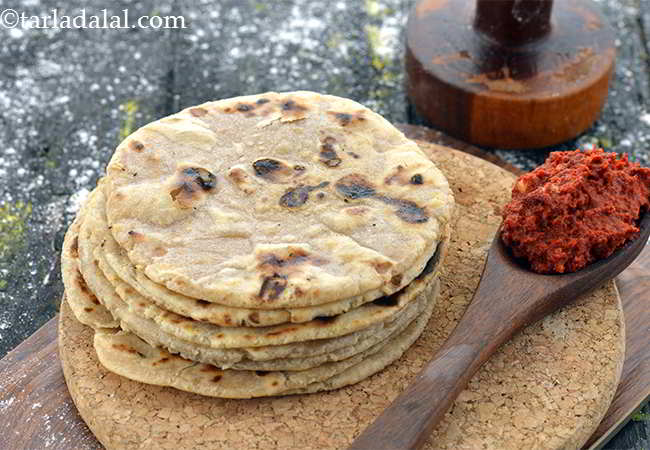 भाखरी की रेसिपी | गेहूं की भाखरी | गुजराती भाखरी | भाकरी | Whole Wheat Bhakri in Hindi | Whole Wheat Bhakri