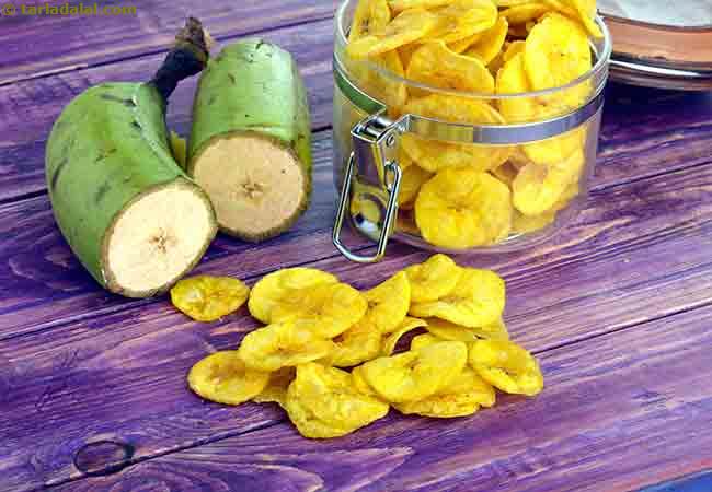केले के चिप्स रेसिपी | केले के कुरकुरे चिप्स । केला वेफर | केले की चिप्स घर पर बनाने का आसान तरिका - Yellow Banana Chips, Banana Wafers, Raw Banana Wafers
