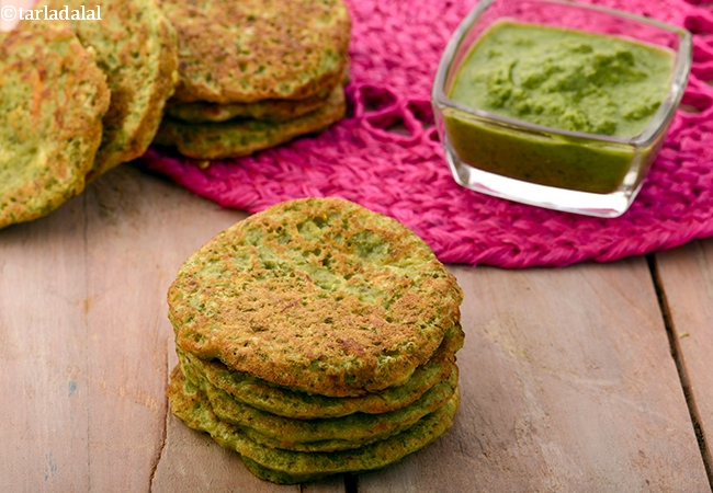 green moong dal and carrot pancake | paneer, carrot green moog dal cheela | healthy moong dal pancake |