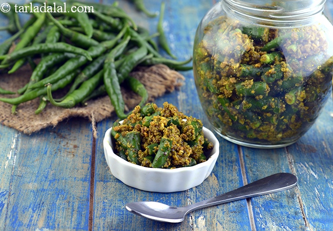 hari mirch ka achar recipe | Rajasthani hari mirch ka achar | instant green chilli pickle
