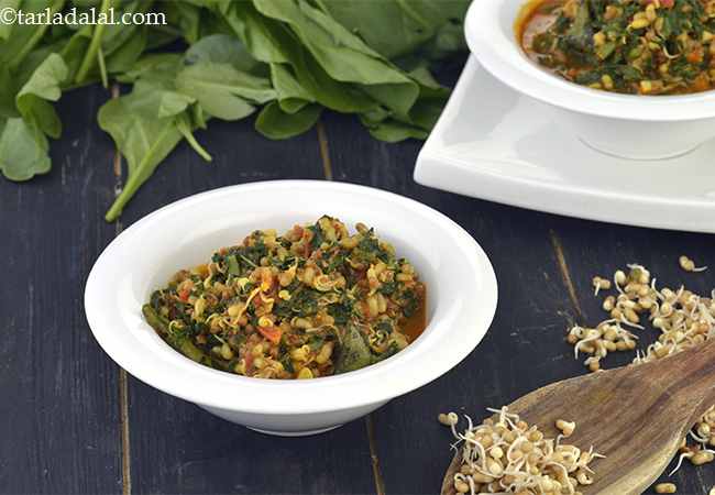  स्पिनॅच एण्ड मोठ बीन्स करी - Spinach and Moath Beans Curry ( Healthy Subzis) 