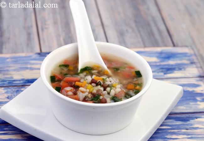 जौ का सूप रेसिपी | वेजिटेबल जौ का सूप | हेल्दी जौ का सूप | Vegetable Barley Soup, Indian Style Healthy Barley Soup